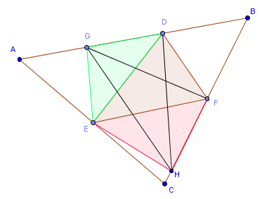 Cinq fléchettes sur les côtés d'un triangle